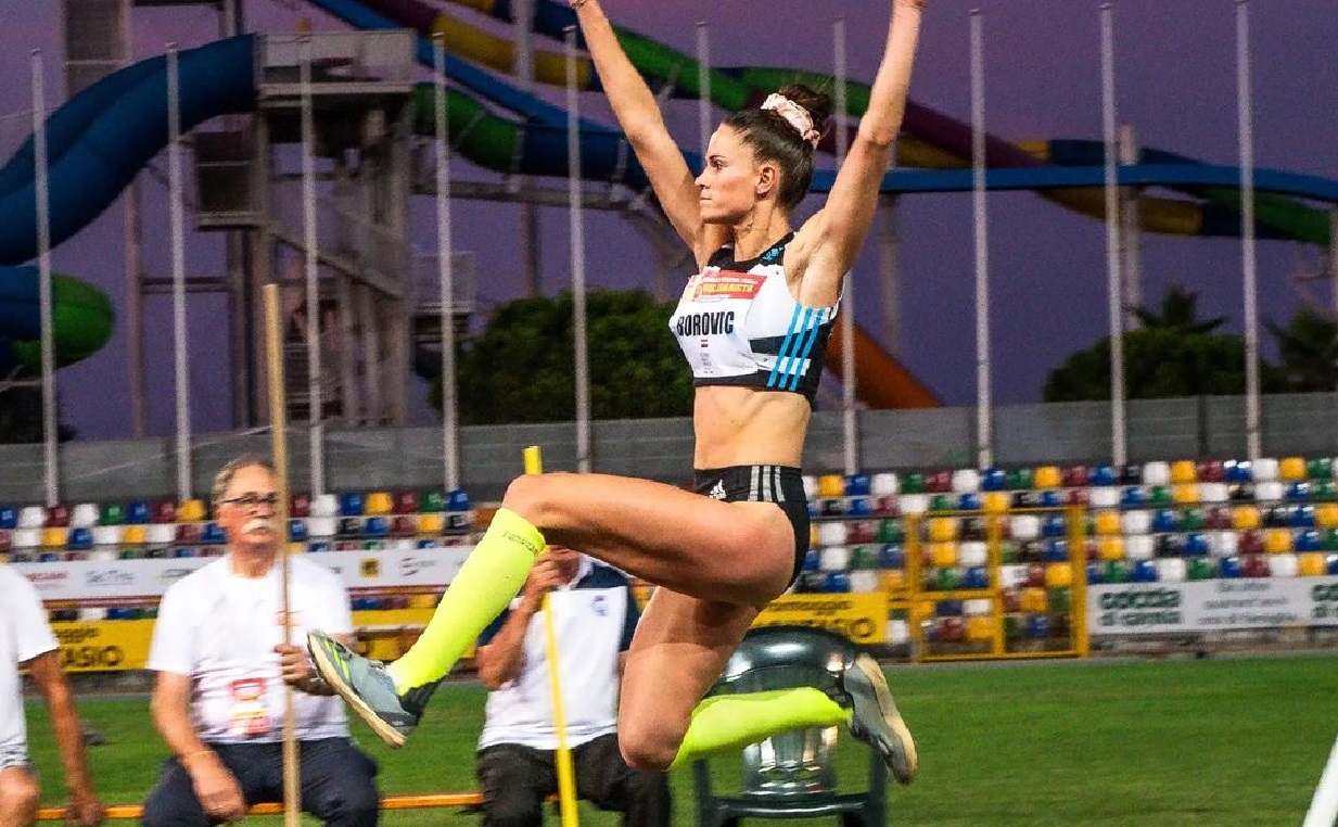 Paola Borovic athletics
